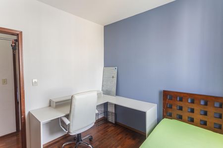 Apartamento à venda com 100m², 3 quartos e 2 vagas Apartamento à venda com 100m², 3 quartos e 2 vagasQuarto 1