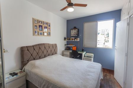 Apartamento à venda com 100m², 3 quartos e 2 vagas Apartamento à venda com 100m², 3 quartos e 2 vagasSuíte