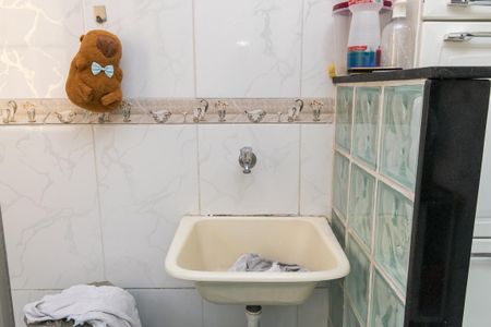 Apartamento à venda com 80m², 3 quartos e 1 vagaÁrea de Serviço