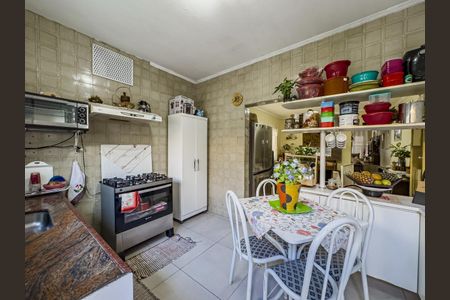 Casa à venda com 150m², 3 quartos e 2 vagas