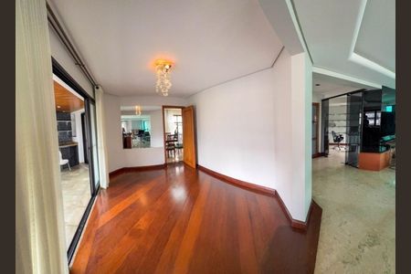 Apartamento à venda com 288m², 4 quartos e 3 vagas