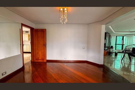 Apartamento à venda com 288m², 4 quartos e 3 vagas