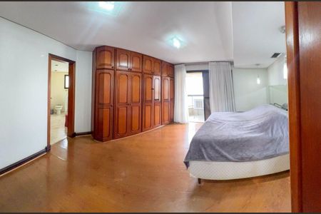 Apartamento à venda com 288m², 4 quartos e 3 vagas