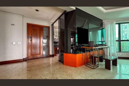 Apartamento à venda com 288m², 4 quartos e 3 vagas