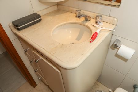 Apartamento à venda com 118m², 3 quartos e 1 vaga Apartamento à venda com 118m², 3 quartos e 1 vagaBanheiro Social