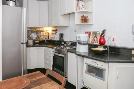 Apartamento à venda com 118m², 3 quartos e 1 vaga Apartamento à venda com 118m², 3 quartos e 1 vagaCozinha