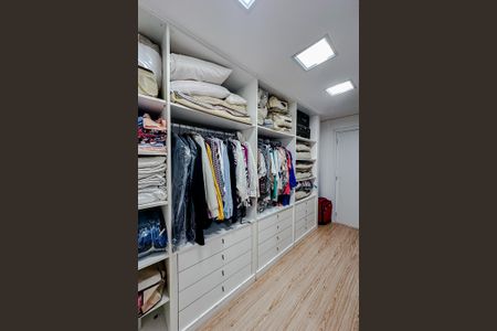 Apartamento à venda com 155m², 3 quartos e 3 vagasCloset da suíte 1