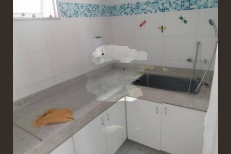 Casa à venda com 200m², 1 quarto e 2 vagas