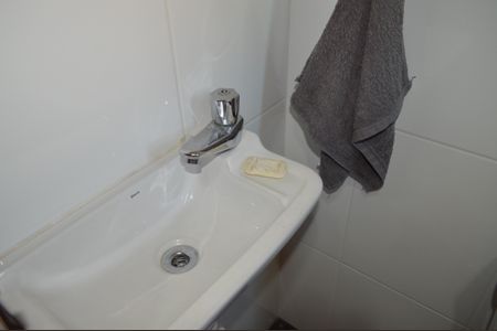 Casa à venda com 320m², 2 quartos e 10 vagasBanheiro de Serviço