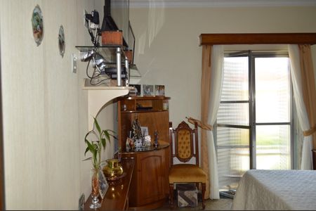 Casa à venda com 320m², 2 quartos e 10 vagasQuarto 1