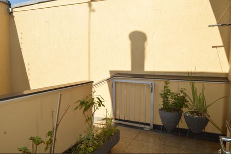 Casa à venda com 320m², 2 quartos e 10 vagasVista Cozinha 