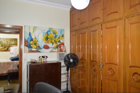 Casa à venda com 320m², 2 quartos e 10 vagasEscritório