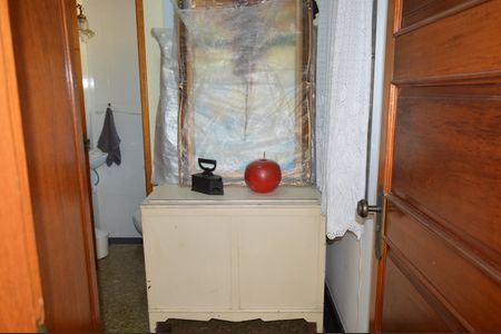 Casa à venda com 320m², 2 quartos e 10 vagasQuarto de Serviço