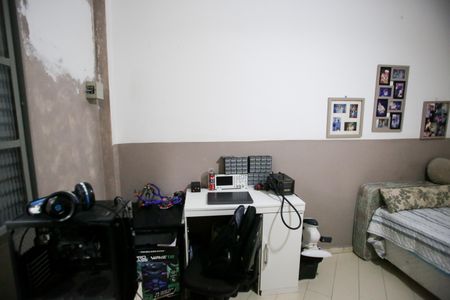 Casa à venda com 244m², 4 quartos e 3 vagasQuarto 3