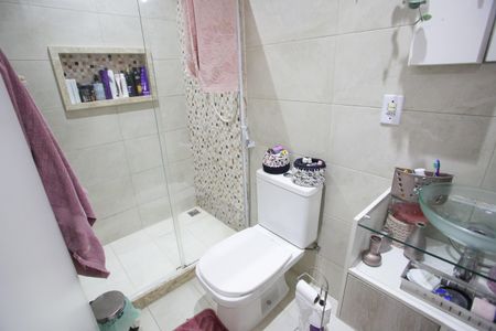 Casa à venda com 244m², 4 quartos e 3 vagasBanheiro da Suíte