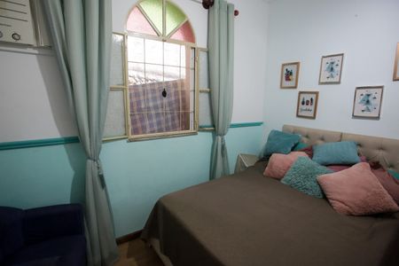 Casa à venda com 244m², 4 quartos e 3 vagasSuíte 