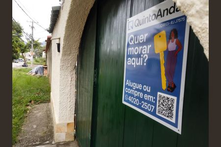 Casa à venda com 244m², 4 quartos e 3 vagasPlaca