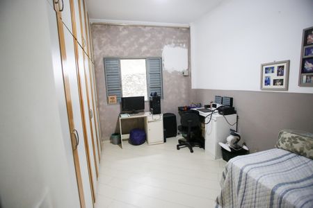 Casa à venda com 244m², 4 quartos e 3 vagasQuarto 3