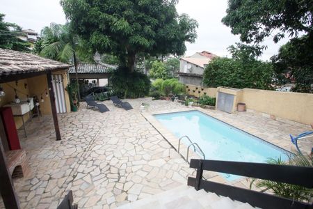 Casa à venda com 244m², 4 quartos e 3 vagasÁrea Externa