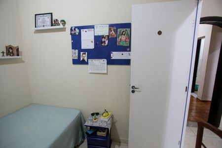 Casa à venda com 244m², 4 quartos e 3 vagasQuarto 1