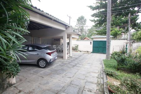 Casa à venda com 244m², 4 quartos e 3 vagasGaragem