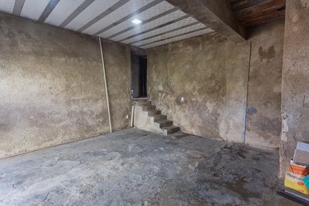 Casa à venda com 180m², 4 quartos e 2 vagas Casa à venda com 180m², 4 quartos e 2 vagasGaragem