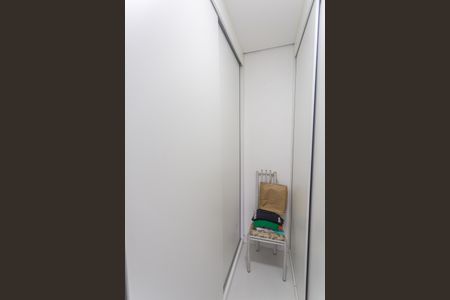 Casa à venda com 180m², 4 quartos e 2 vagas Casa à venda com 180m², 4 quartos e 2 vagasCloset da Suíte 1