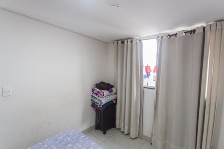 Casa à venda com 180m², 4 quartos e 2 vagas Casa à venda com 180m², 4 quartos e 2 vagasEdícula - Quarto