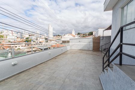Casa à venda com 180m², 4 quartos e 2 vagas Casa à venda com 180m², 4 quartos e 2 vagasÁrea Externa