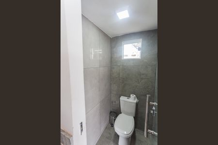 Casa à venda com 180m², 4 quartos e 2 vagas Casa à venda com 180m², 4 quartos e 2 vagasEspaço Gourmet - Lavabo