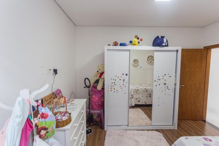 Casa à venda com 180m², 4 quartos e 2 vagas Casa à venda com 180m², 4 quartos e 2 vagasSuíte 2