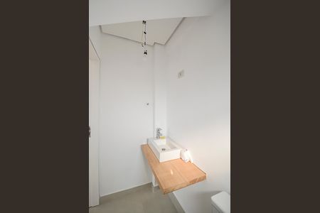 Apartamento à venda com 100m², 2 quartos e 2 vagasLavabo