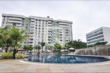 Apartamento à venda com 65m², 2 quartos e 1 vaga Apartamento à venda com 65m², 2 quartos e 1 vagaÁrea comum - Piscina