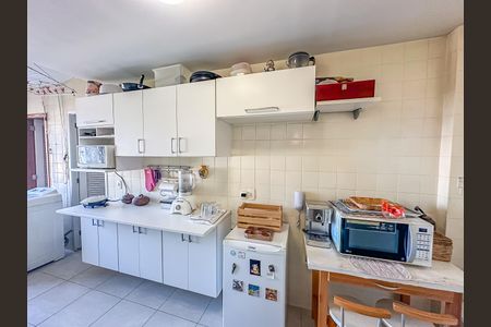 Apartamento à venda com 99m², 3 quartos e 1 vaga Apartamento à venda com 99m², 3 quartos e 1 vagaCozinha