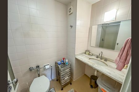 Apartamento à venda com 99m², 3 quartos e 1 vaga Apartamento à venda com 99m², 3 quartos e 1 vagaBanheiro Suíte
