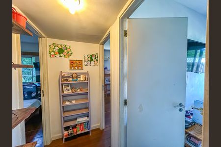 Apartamento à venda com 99m², 3 quartos e 1 vaga Apartamento à venda com 99m², 3 quartos e 1 vagaCorredor