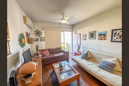 Apartamento à venda com 99m², 3 quartos e 1 vaga Apartamento à venda com 99m², 3 quartos e 1 vagaSala