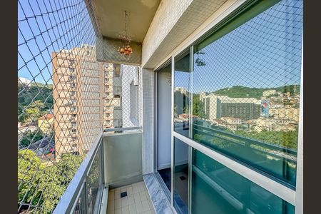 Apartamento à venda com 99m², 3 quartos e 1 vaga Apartamento à venda com 99m², 3 quartos e 1 vagaVaranda Sala