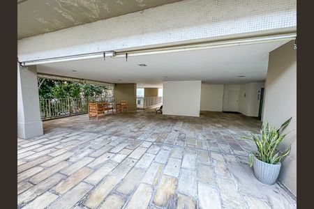 Apartamento à venda com 99m², 3 quartos e 1 vaga Apartamento à venda com 99m², 3 quartos e 1 vagaÁrea comum