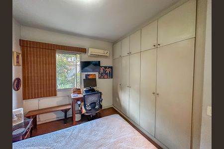Apartamento à venda com 99m², 3 quartos e 1 vaga Apartamento à venda com 99m², 3 quartos e 1 vagaSuíte