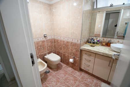 Apartamento à venda com 168m², 3 quartos e 2 vagasBanheiro 1