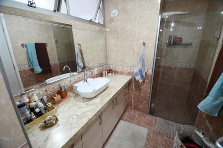 Apartamento à venda com 168m², 3 quartos e 2 vagasBanheiro 1