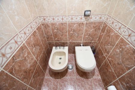 Apartamento à venda com 168m², 3 quartos e 2 vagasBanheiro 1