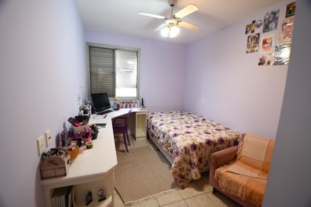 Apartamento à venda com 168m², 3 quartos e 2 vagasQuarto 2