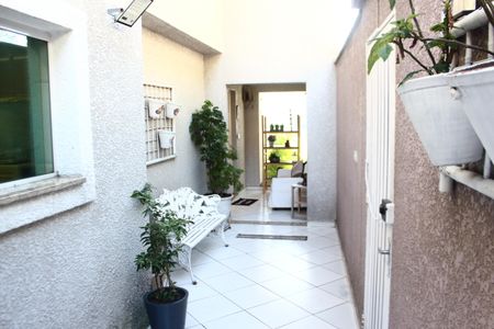 Casa à venda com 242m², 3 quartos e 3 vagasQuintal