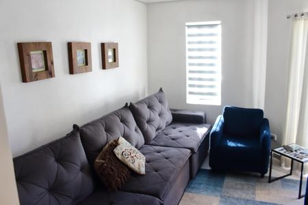 Casa à venda com 242m², 3 quartos e 3 vagasSala 2