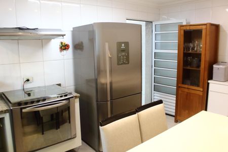 Casa à venda com 242m², 3 quartos e 3 vagasCozinha