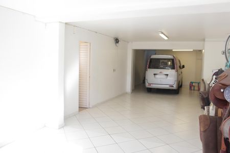 Casa à venda com 242m², 3 quartos e 3 vagasGaragem