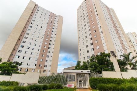 Apartamento para alugar com 40m², 2 quartos e 1 vaga Apartamento para alugar com 40m², 2 quartos e 1 vagaFachada