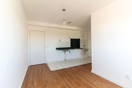 Apartamento para alugar com 40m², 2 quartos e 1 vaga Apartamento para alugar com 40m², 2 quartos e 1 vagaSala/Cozinha